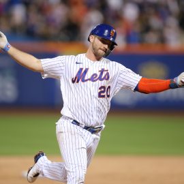 MLB: Pittsburgh Pirates at New York Mets