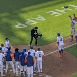 Pete Alonso Walk Off 800