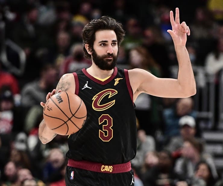 Ricky Rubio returns to Cavaliers on a three-year, $18 million contract