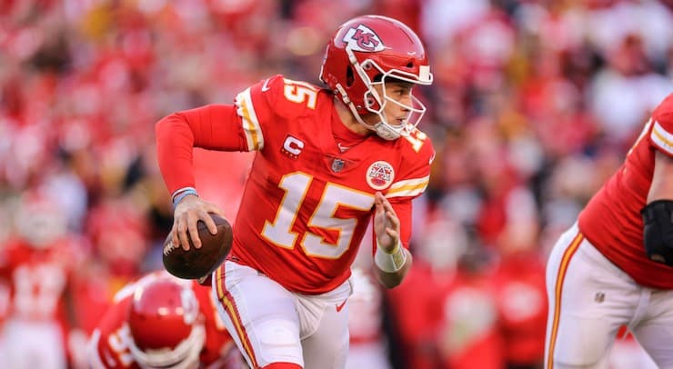 Veteran NFL Coach Slams Patrick Mahomes for ‘Streetball' Playing Style