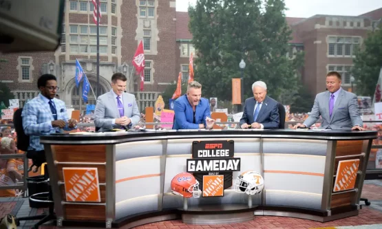 collegegamedayhosts