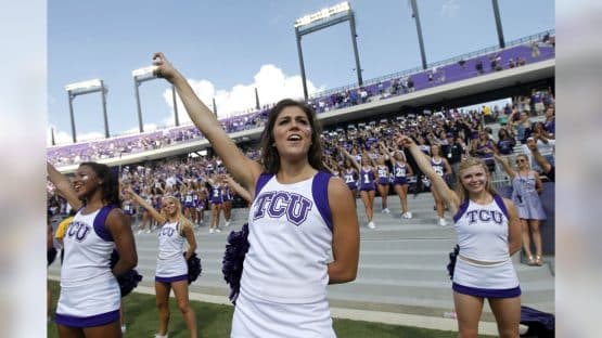 tcu cheerleaders