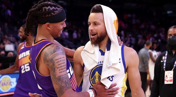 WATCH- Stephen Curry Presents Brother-In-Law With NBA Championship Ring