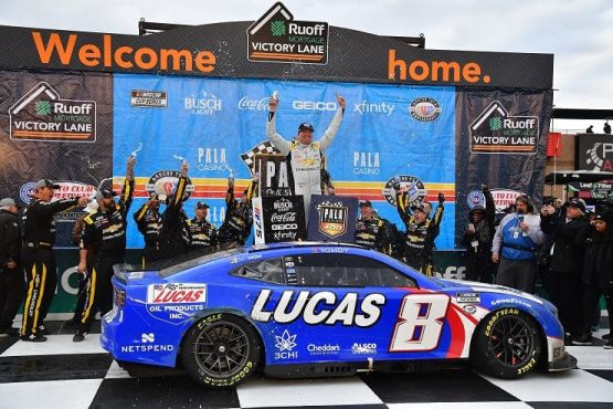 kyle busch auto club speedway victory lane (1)