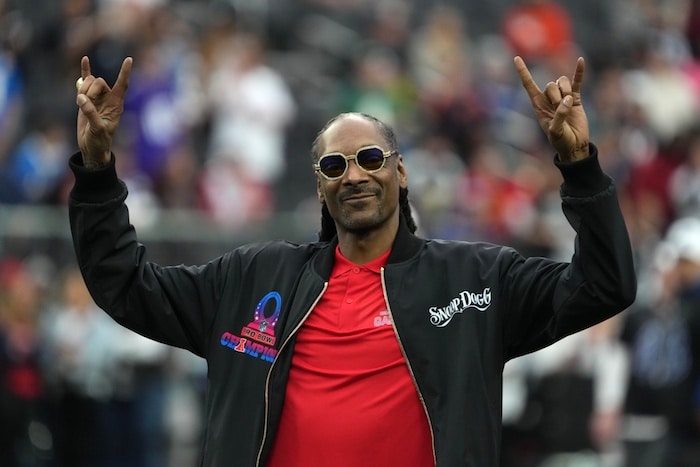 AFC captain and recording artist Snoop Dogg