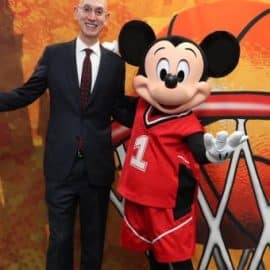 adam-silver-mickey-mouse-720x340