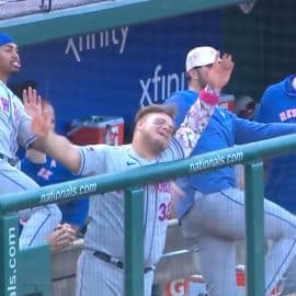 Mets Celebrate Dugout