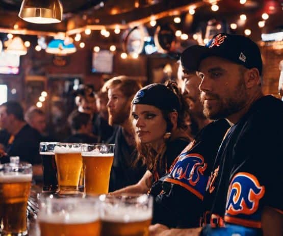 AI Mets Fans in Bar