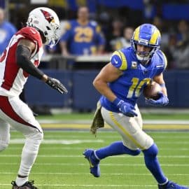 Los Angeles Rams wide receiver Cooper Kupp (10) runs the ball