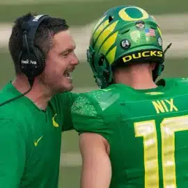 ncaa-to-test-in-helmet-comms-i-dont-hate-this-honestly-v0-_1LoCpiAR0zFbYvD5LDkqqPhdiYOM7H6kkuXQenws_4