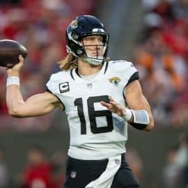 Jacksonville Jaguars quarterback Trevor Lawrence (16)