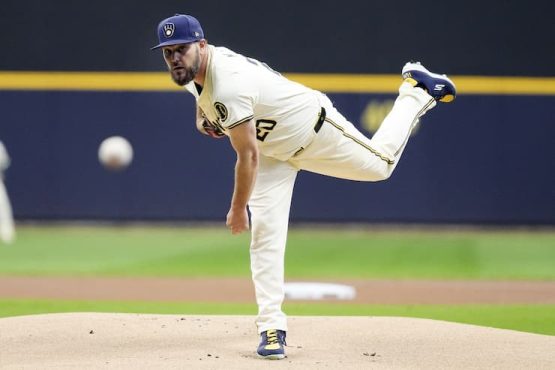 Brewers starting pitcher Wade Miley to have Tommy John surgery