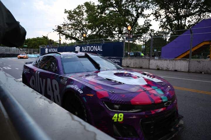 alex bowman rides chicago wall (1)