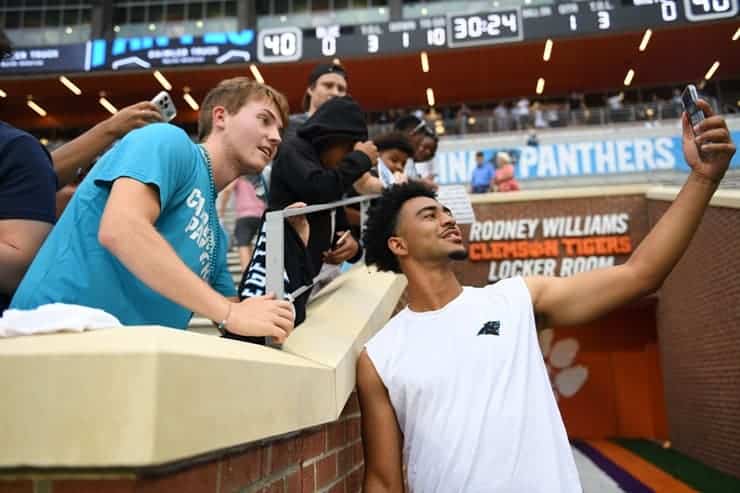 bryce young selfie at clemson (1)