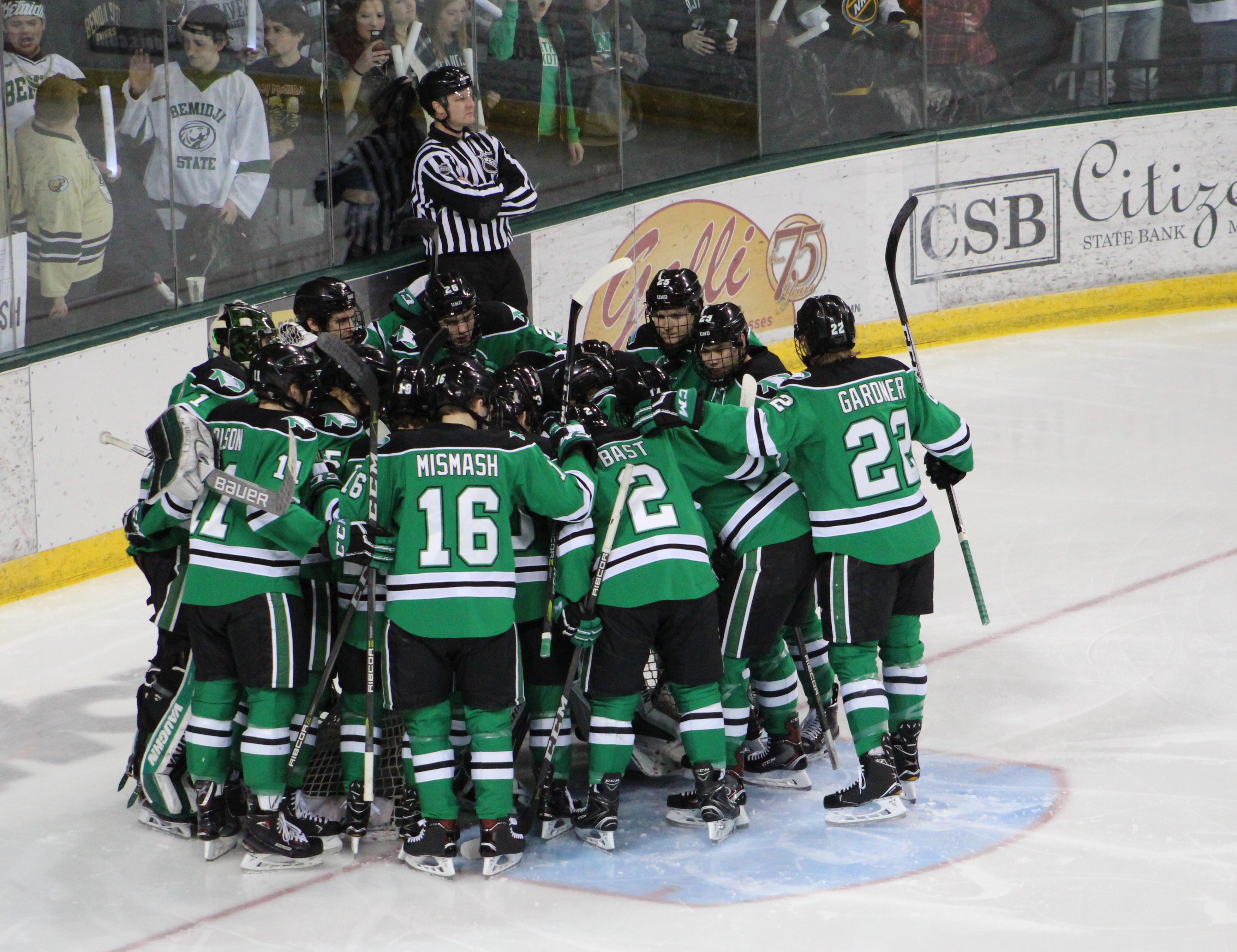 UND Hockey 201819 TV Schedule Released The Sports Daily