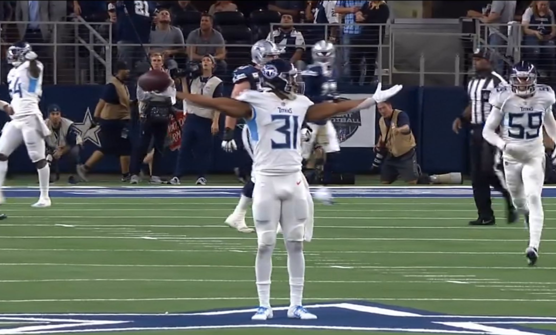 Titans CB Kevin Byard taunts Cowboys with star celebration after INT ...