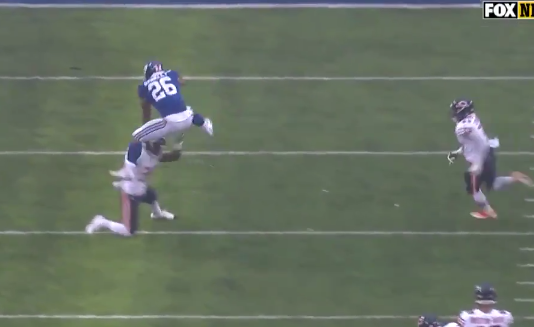 Watch: Saquon Barkley Somehow Jumps Over Bears Defender For Insane ...