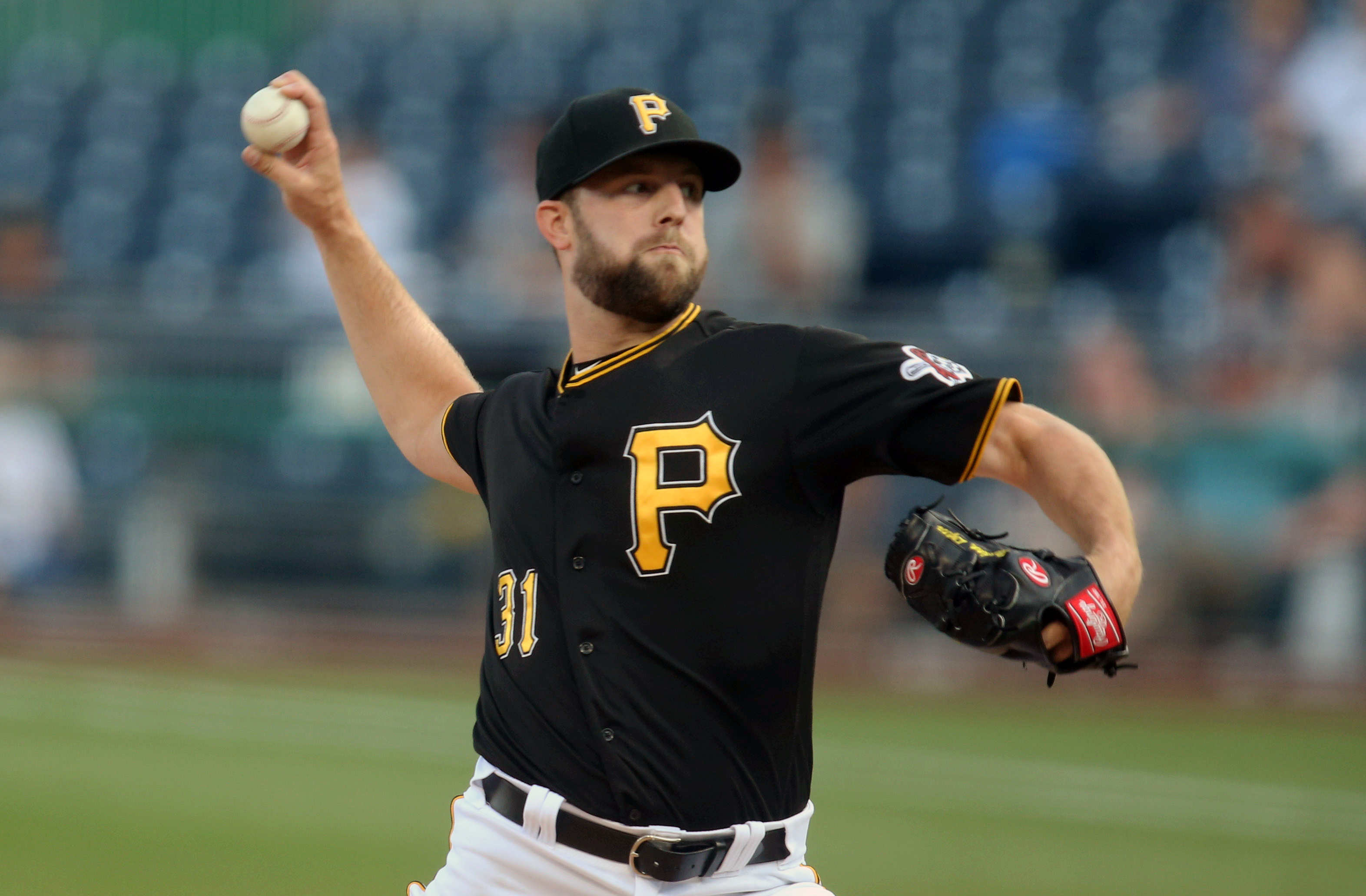 Milwaukee Brewers acquire Jordan Lyles from the Pittsburgh Pirates ...