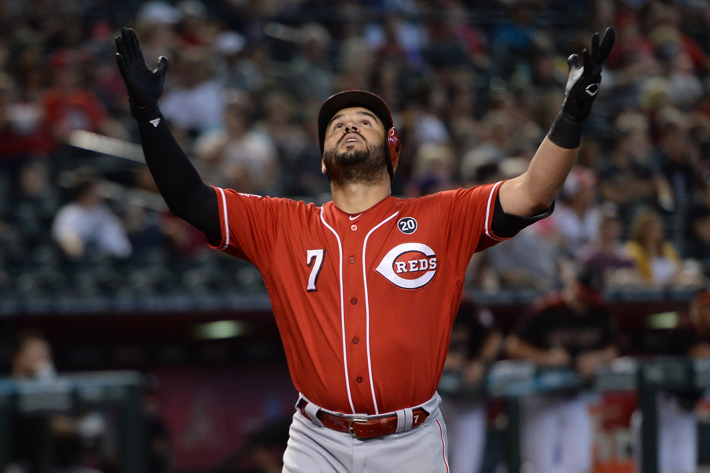 Eugenio Suarez sets NL record for most home runs in a season by a third