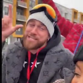 Look: Travis Kelce rocks $20K Louis Vuitton coat at Chiefs Super Bowl parade | The Sports Daily