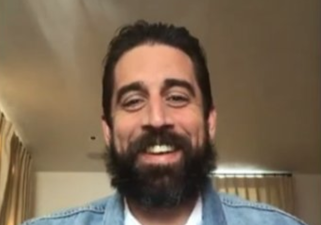 Look: Aaron Rodgers shows off grizzled beard he’s been growing amid ...