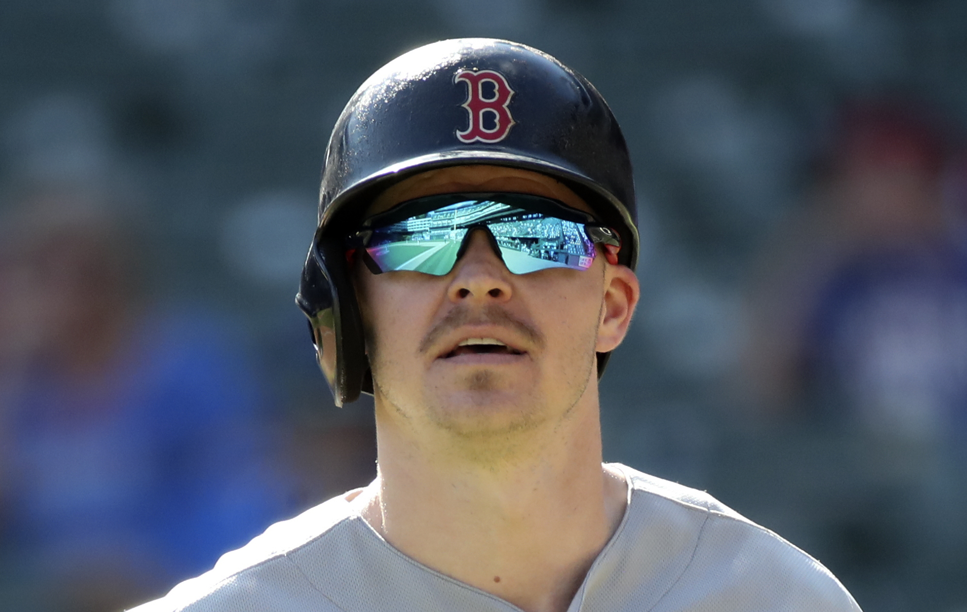 Things to Consider When Picking Baseball Sunglasses | The Sports Daily